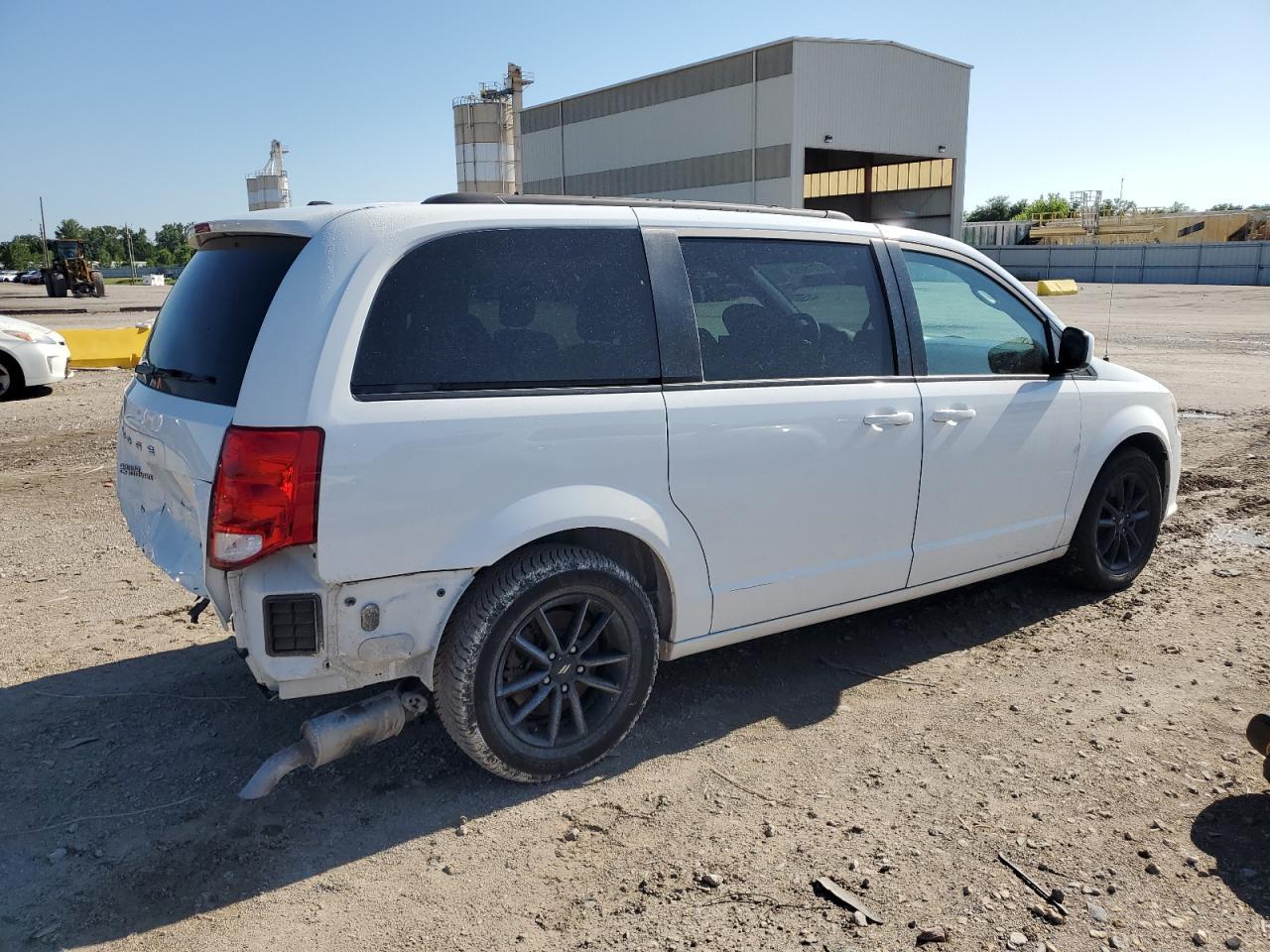 2019 Dodge Grand Caravan Gt - Image 3