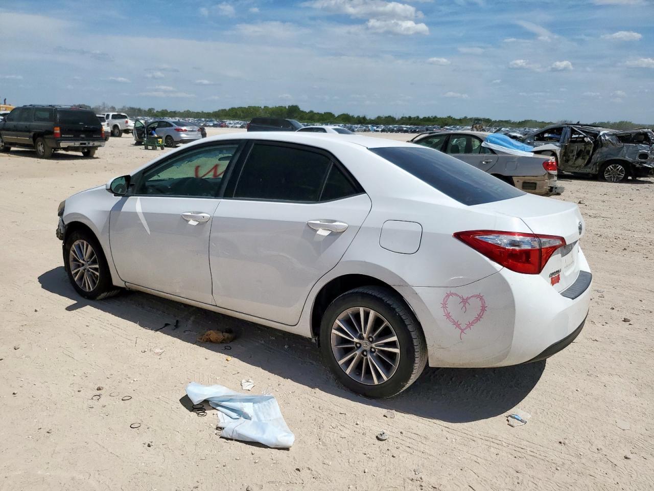2015 Toyota Corolla L - Фото 2