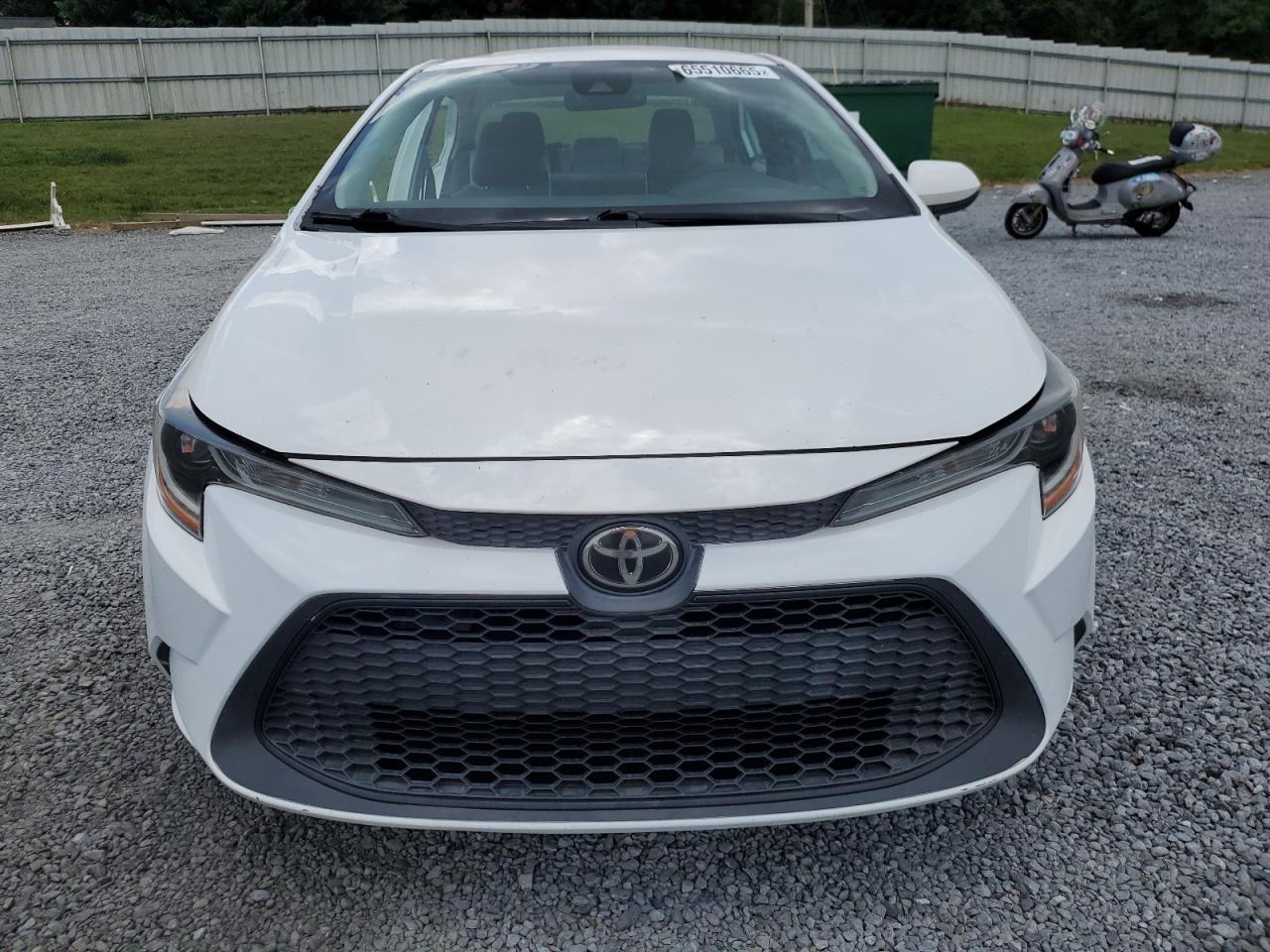 2020 Toyota Corolla Le - Image 5