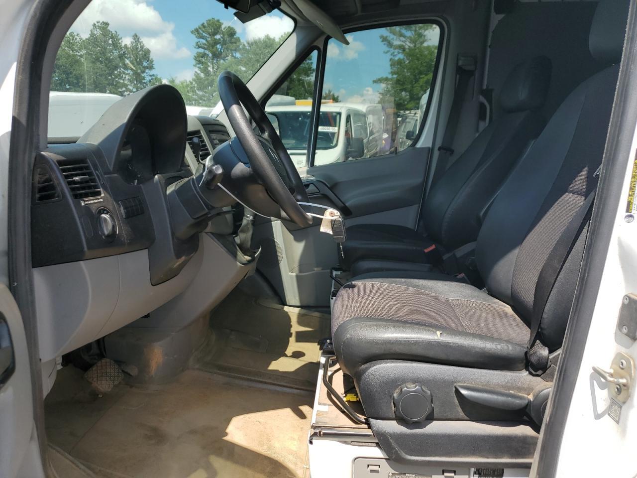 2017 Mercedes-Benz Sprinter 2500 - Фото 7