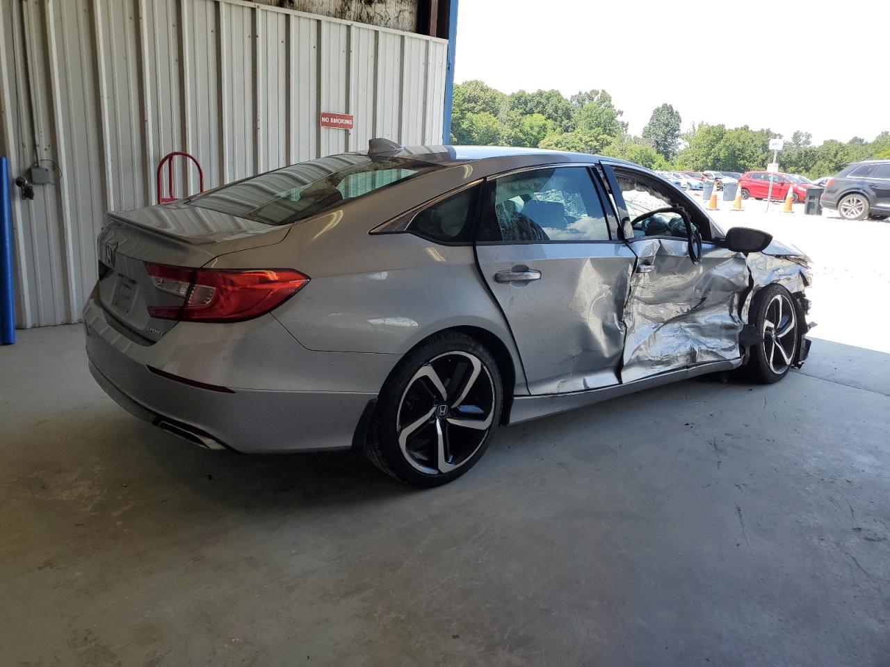 2019 Honda Accord Sport - Фото 3