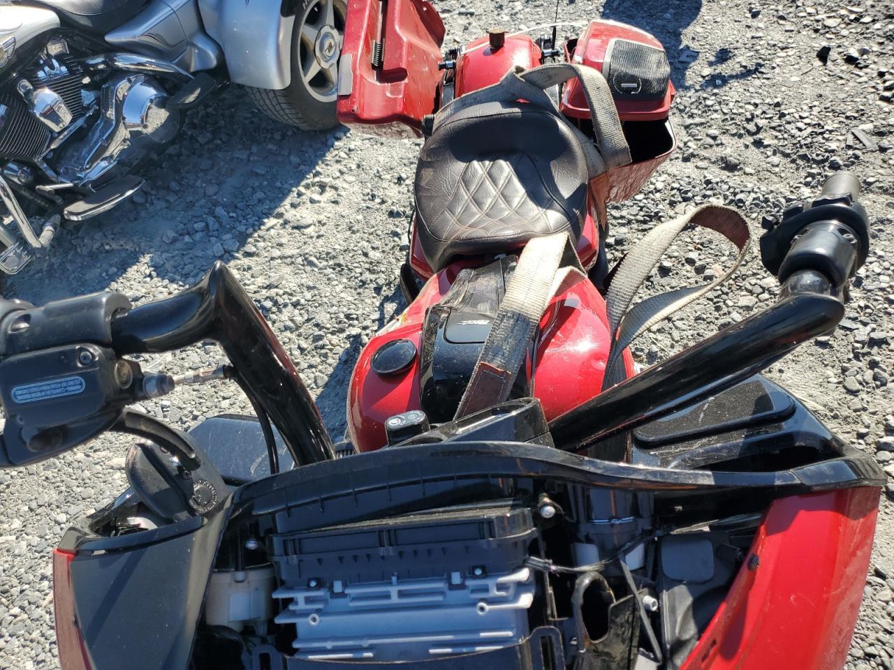 2022 Harley-Davidson Fltrxs - Фото 5