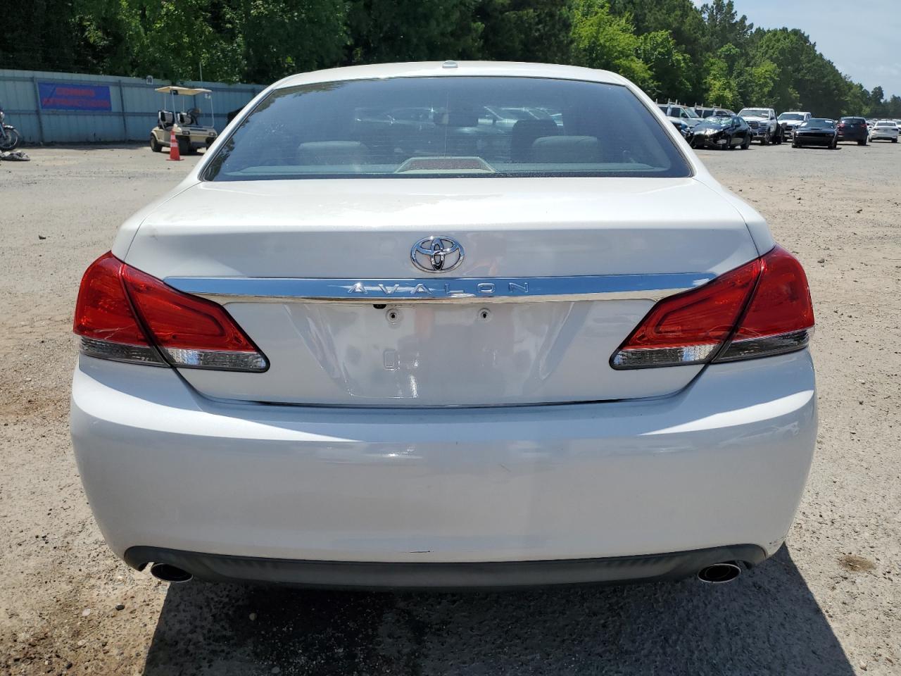 2011 Toyota Avalon Base - Image 6