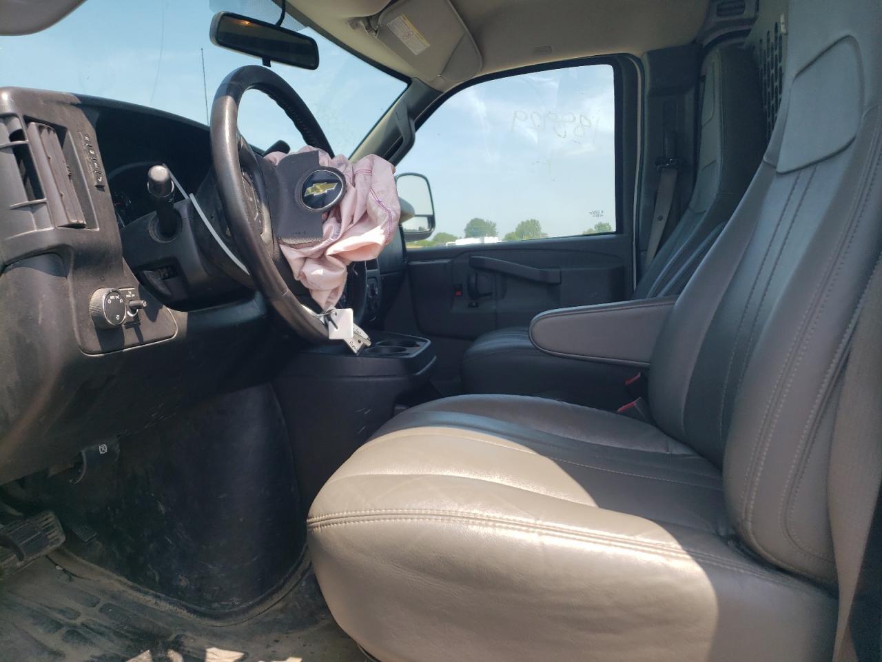 2020 Chevrolet Express G2500 - Image 7