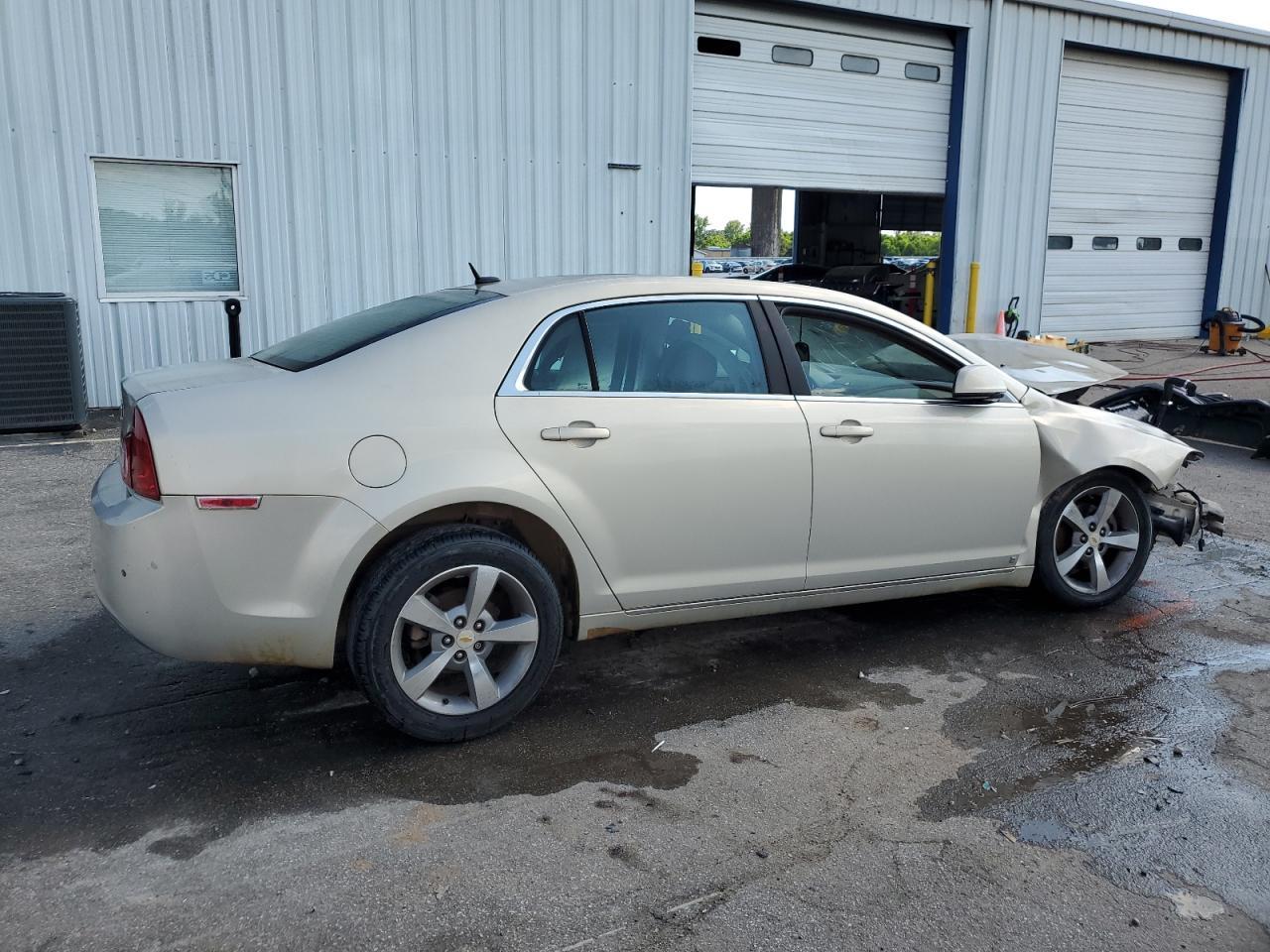 2009 Chevrolet Malibu 2Lt - Image 3