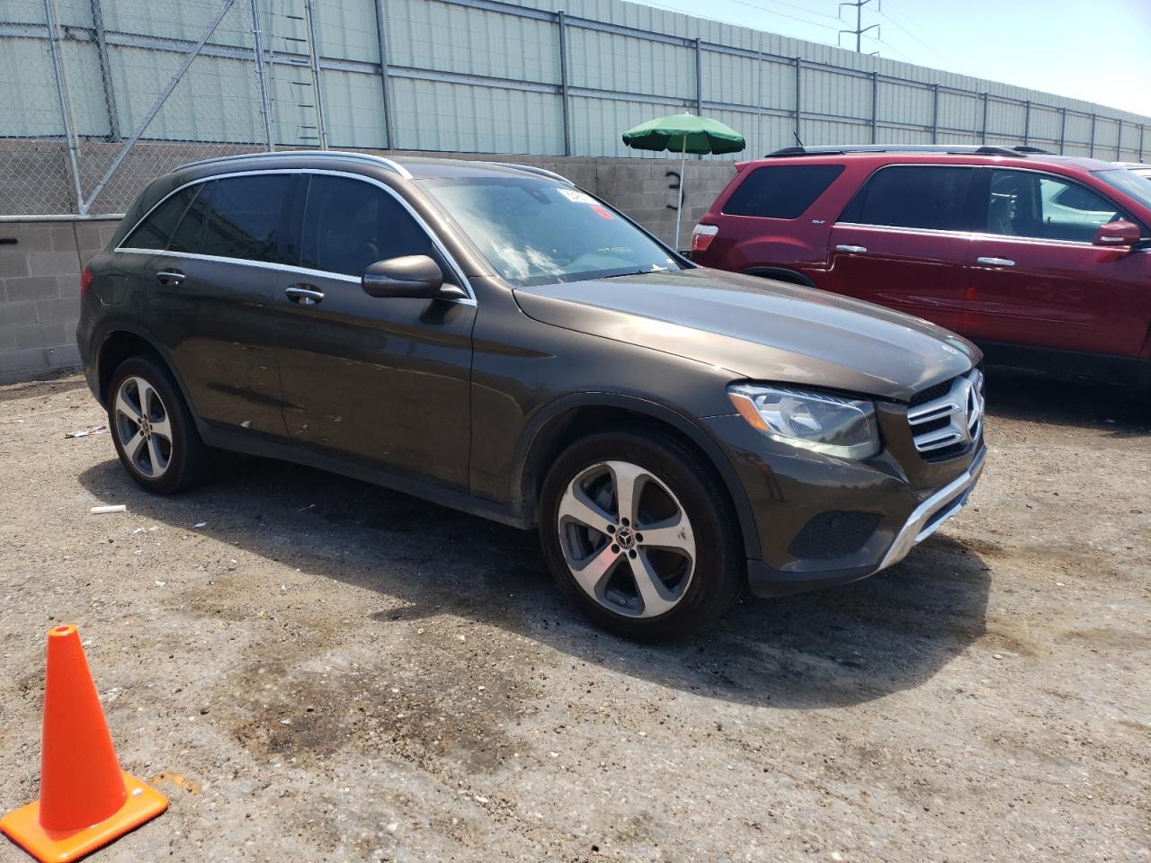 2018 Mercedes-Benz Glc 300 4Matic - Фото 4