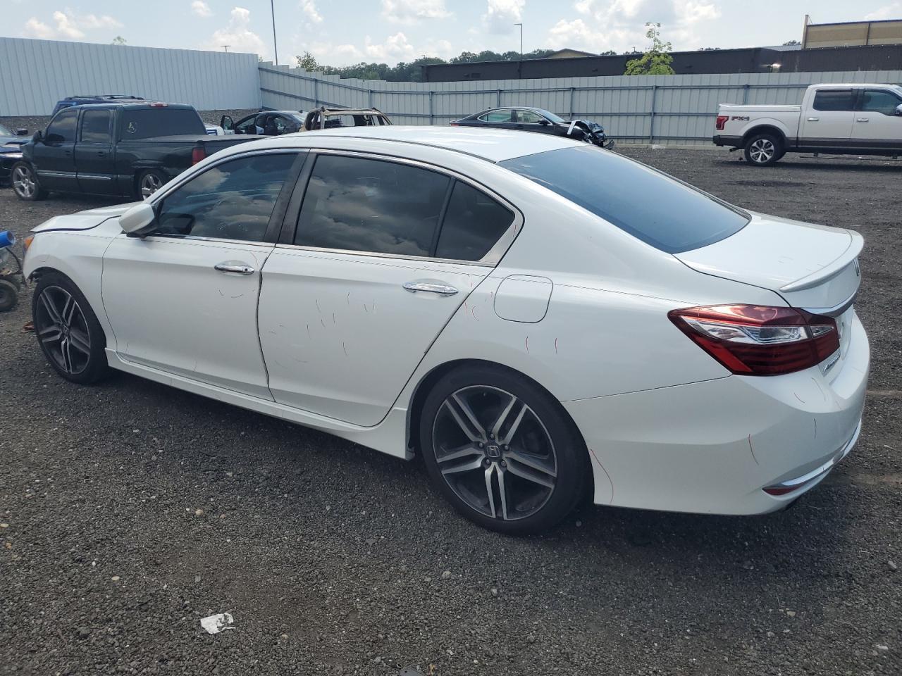 2017 Honda Accord Sport Special Edition - Фото 2