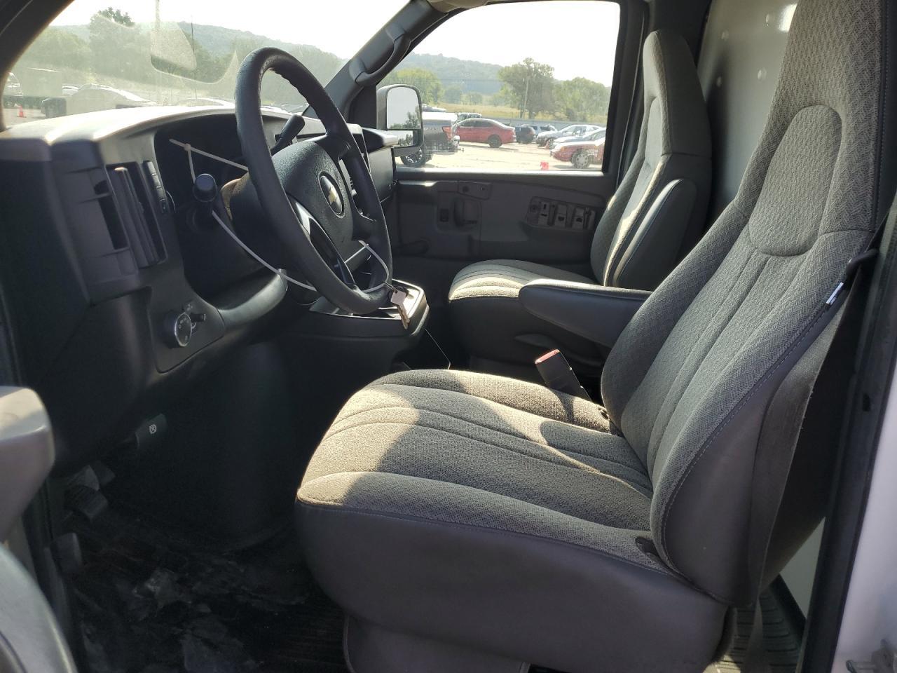 2009 Chevrolet Express G3500 - Фото 7