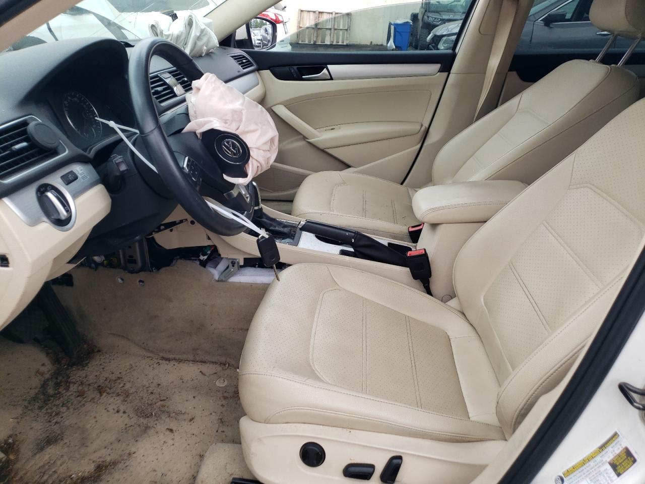 2013 Volkswagen Passat Se - Image 7