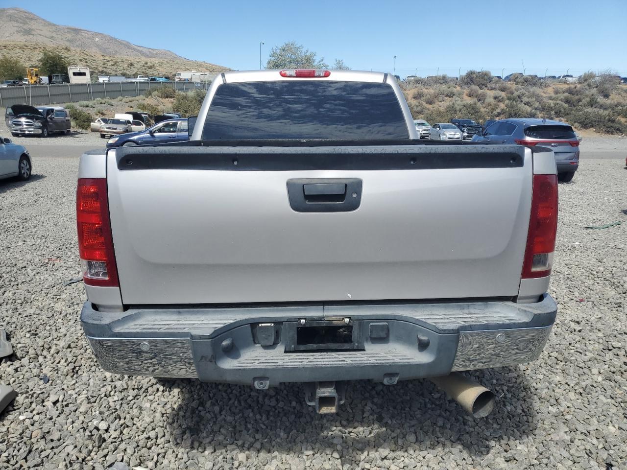 2008 GMC Sierra K2500 Heavy Duty - Image 6