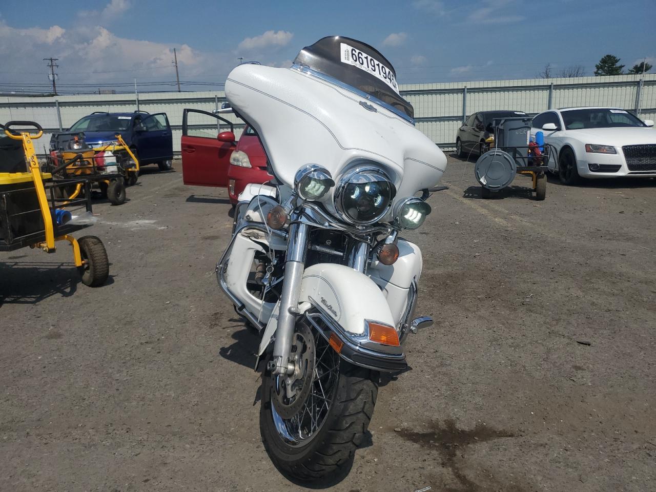 2012 Harley-Davidson Flhtcu Ultra Classic Electra Glide - Фото 2