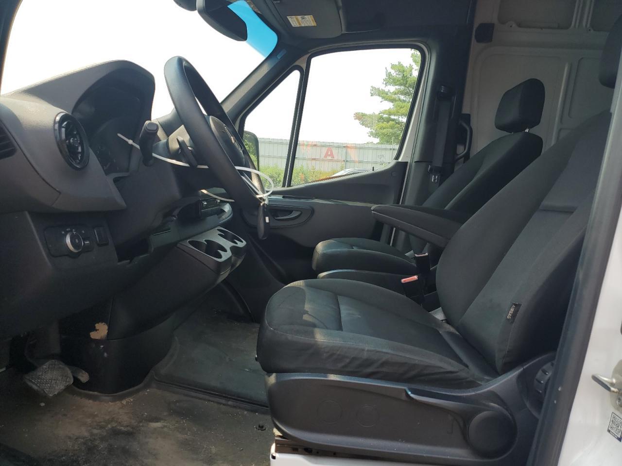 2021 Mercedes-Benz Sprinter 2500 - Фото 7