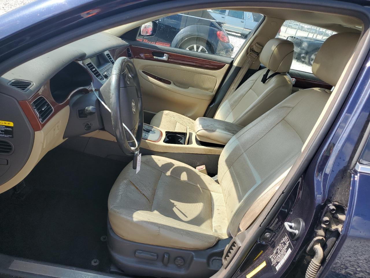 2012 Hyundai Genesis 3.8L - Фото 7