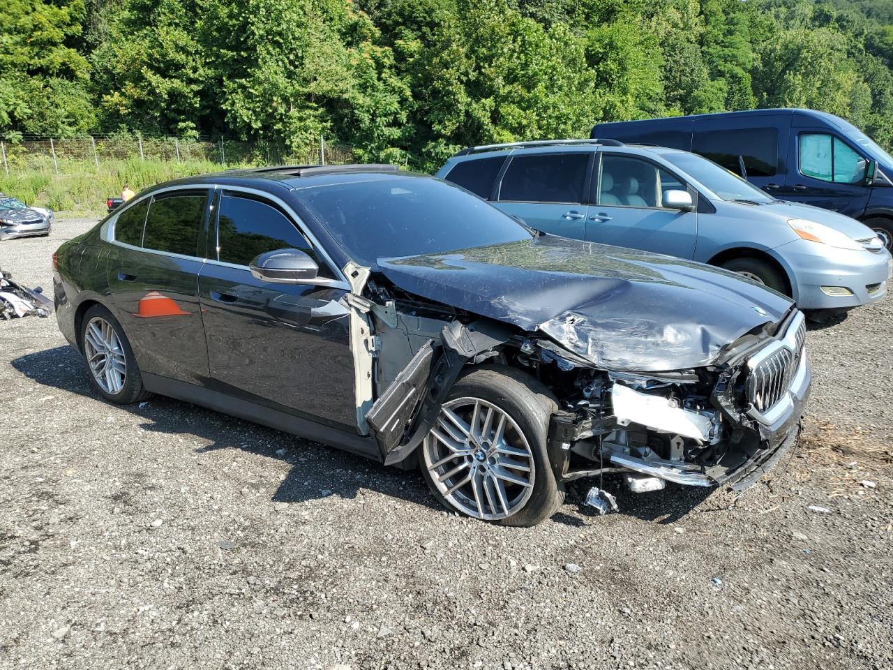 2024 BMW 530 Xi - Фото 4