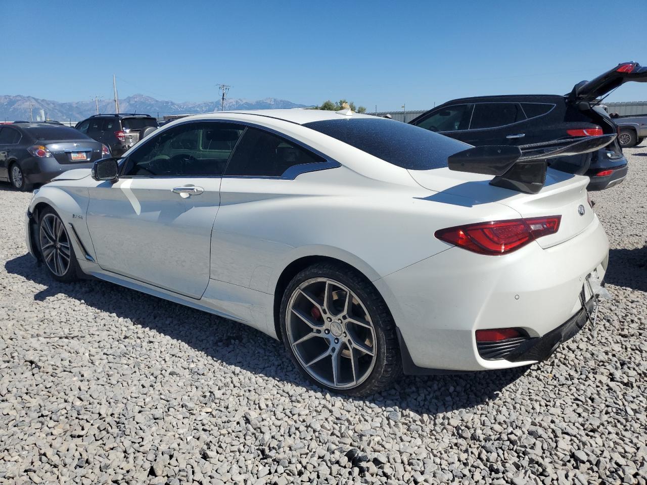 2017 Infiniti Q60 Red Sport 400 - Image 2