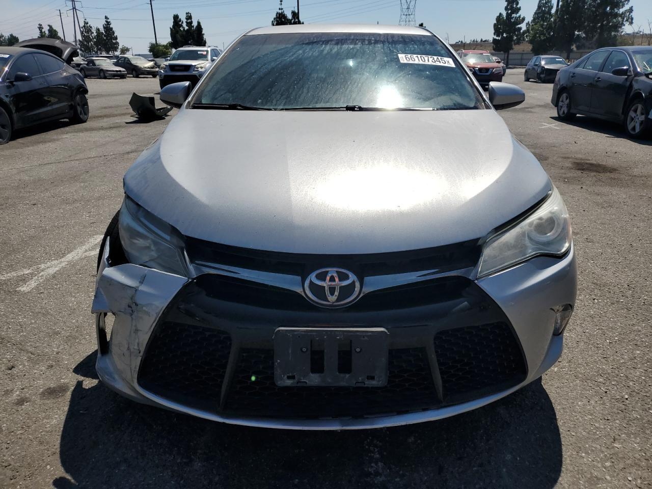 2015 Toyota Camry Le - Фото 5
