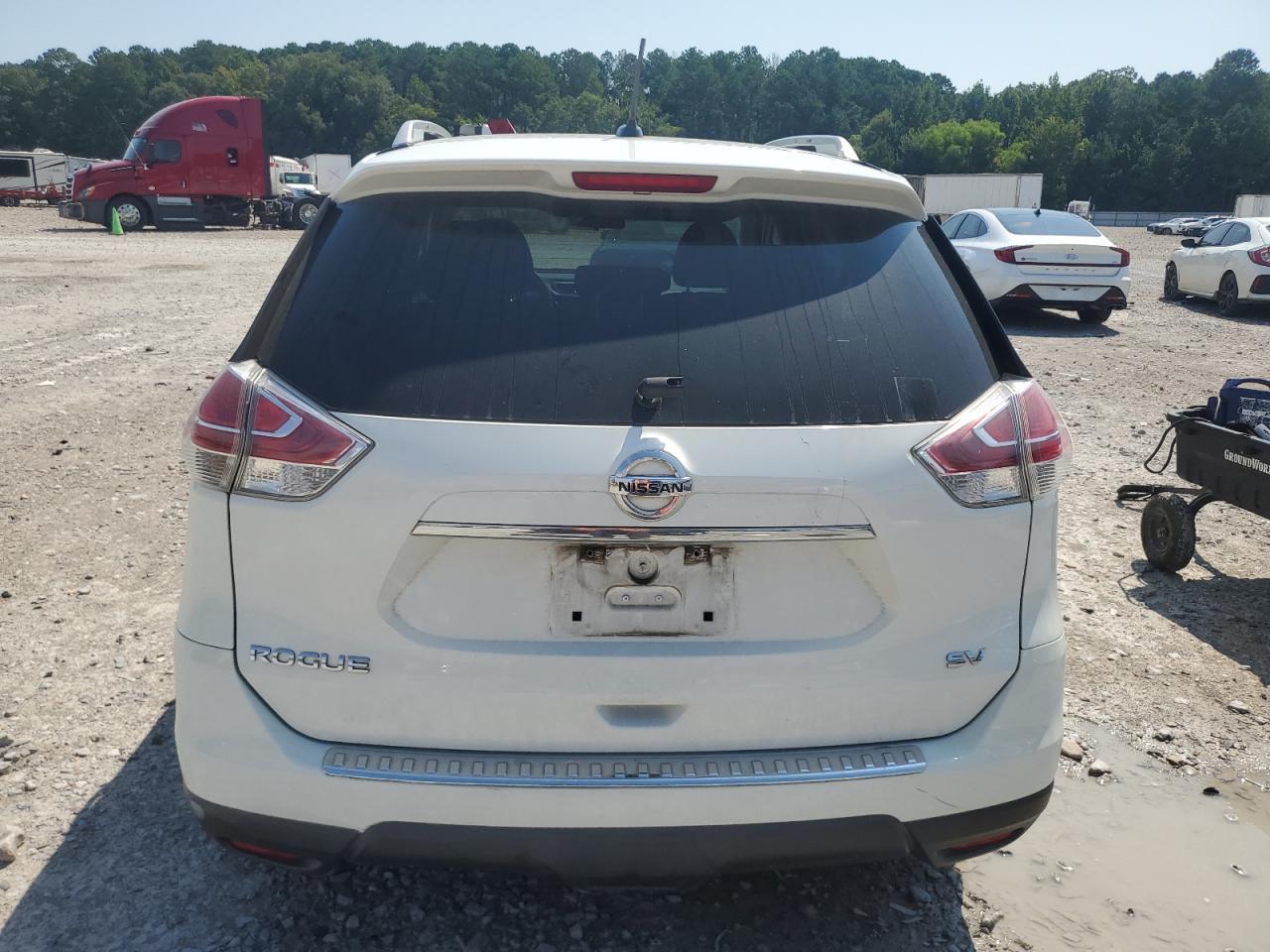 2015 Nissan Rogue S - Фото 6