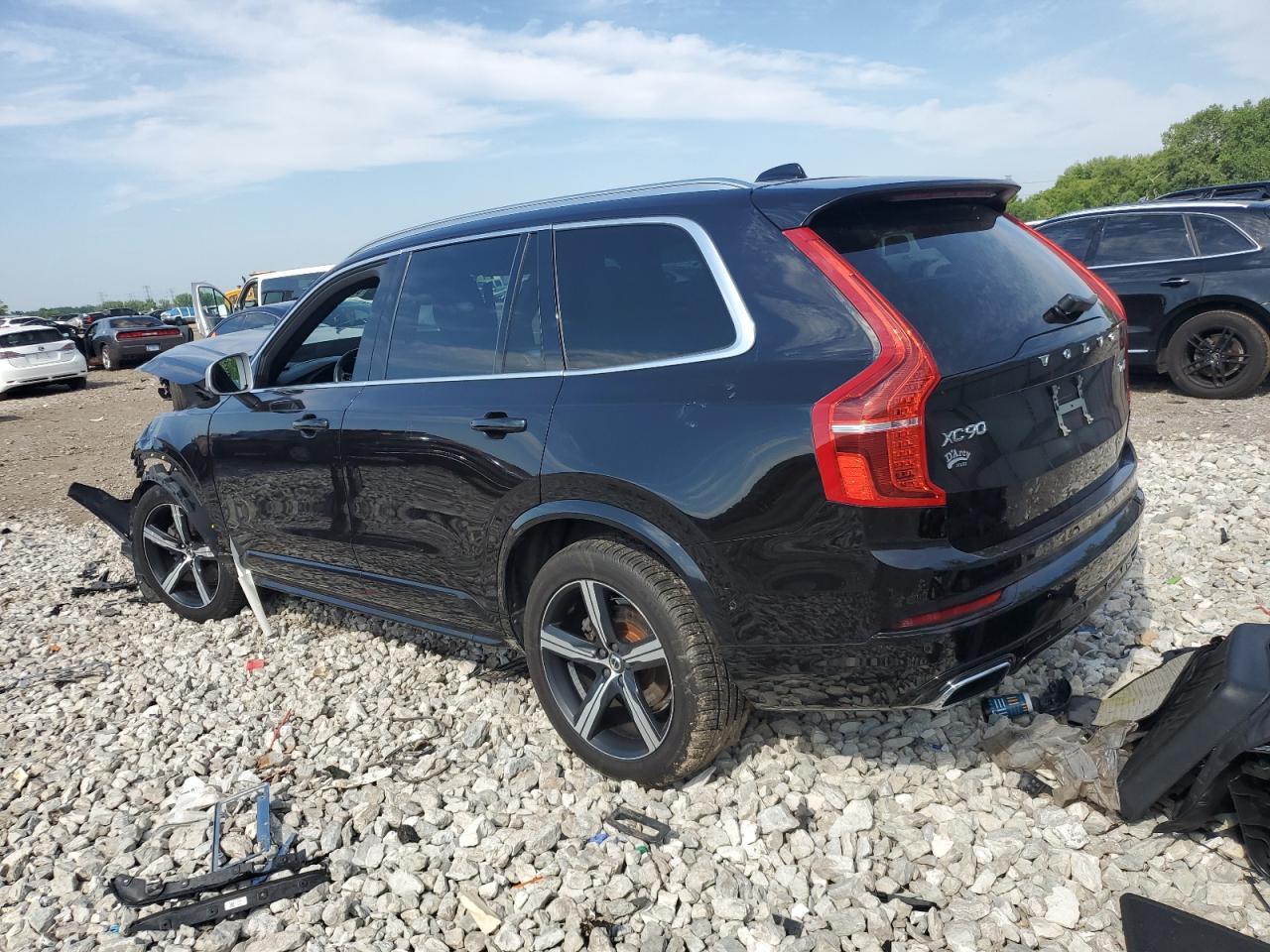 2017 Volvo Xc90 T6 - Фото 2