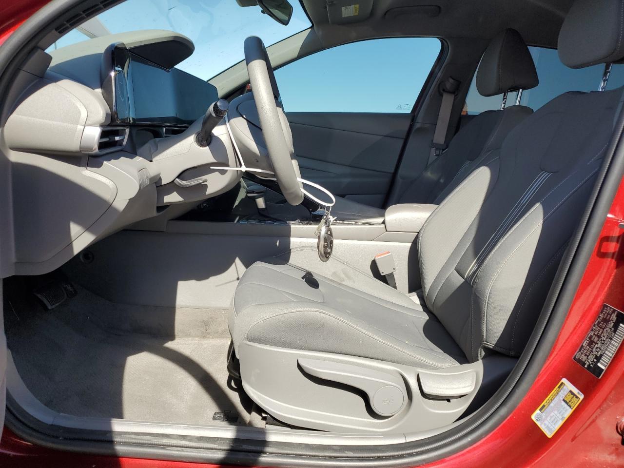 2024 Hyundai Elantra Blue - Фото 7