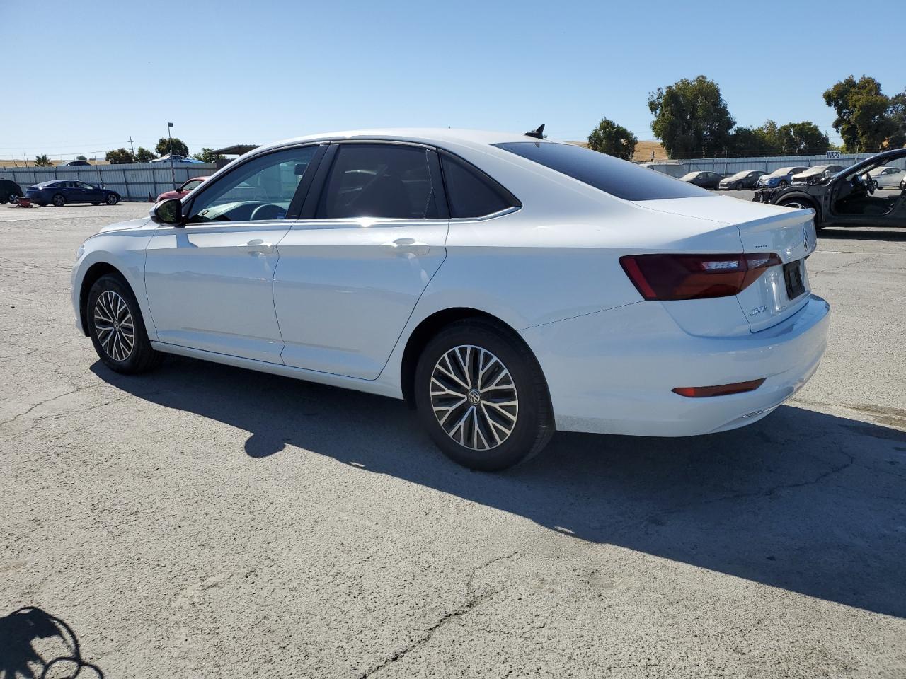 2021 Volkswagen Jetta S - Фото 2