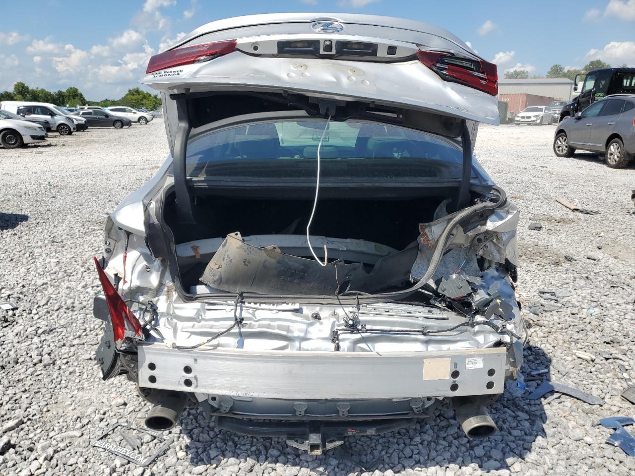 2016 Lexus Is 200T - Image 6