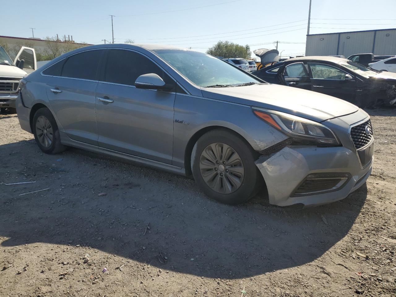 2016 Hyundai Sonata Hybrid - Фото 4