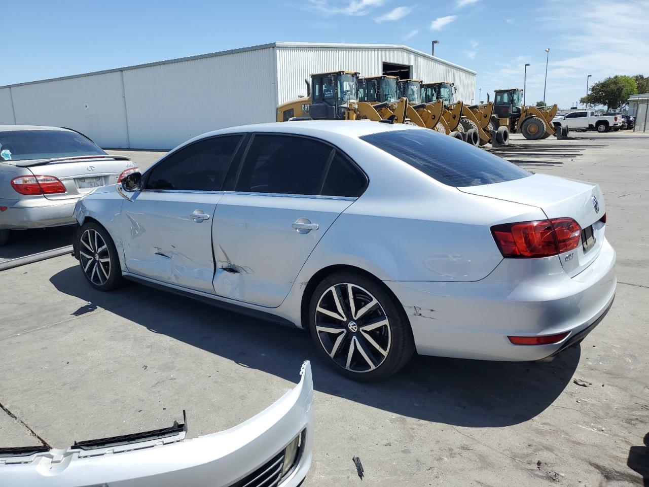 2013 Volkswagen Jetta Gli - Фото 2