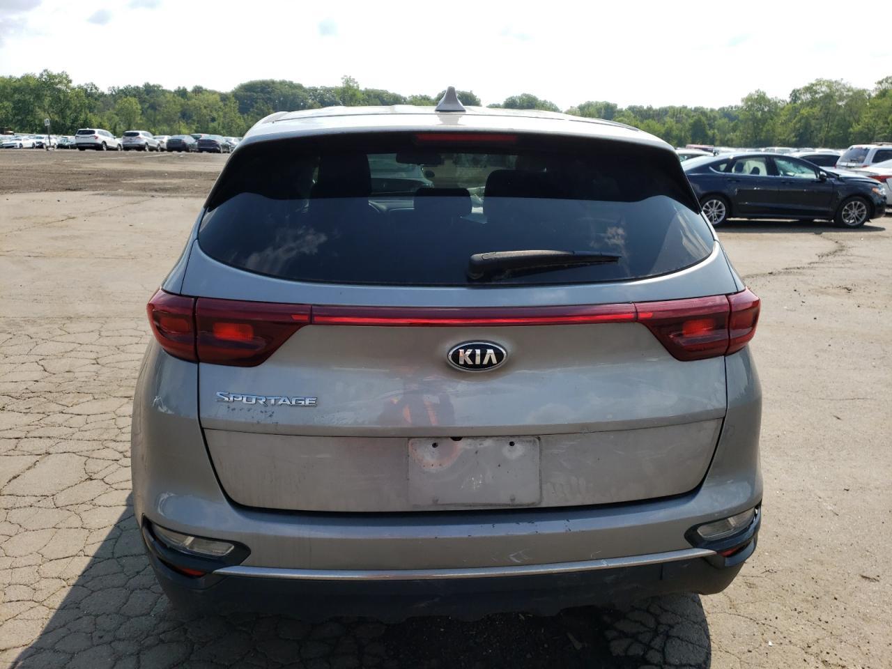 2020 Kia Sportage Lx - Image 6