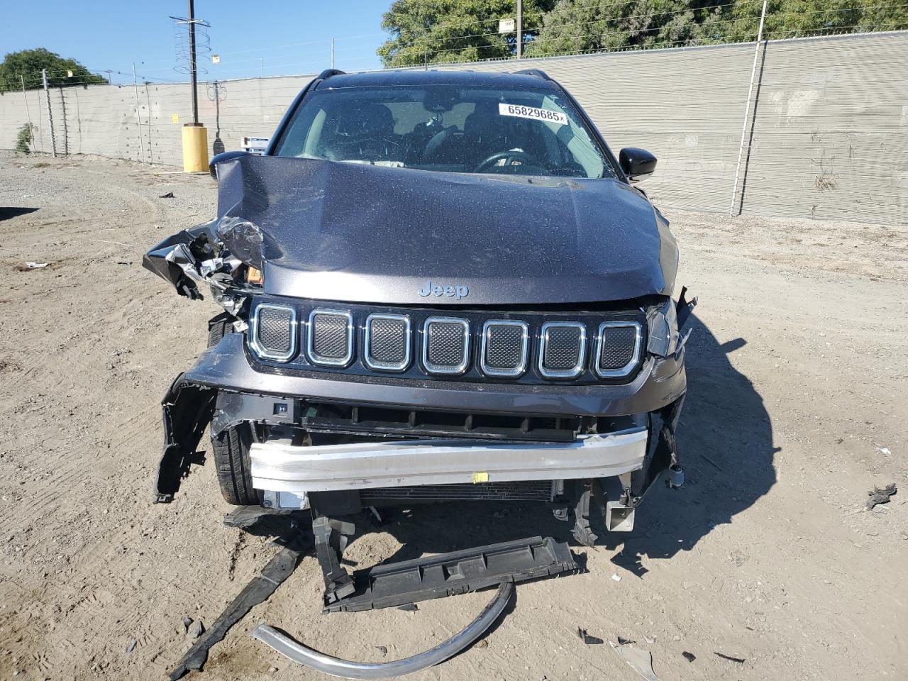2022 Jeep Compass Limited - Image 5