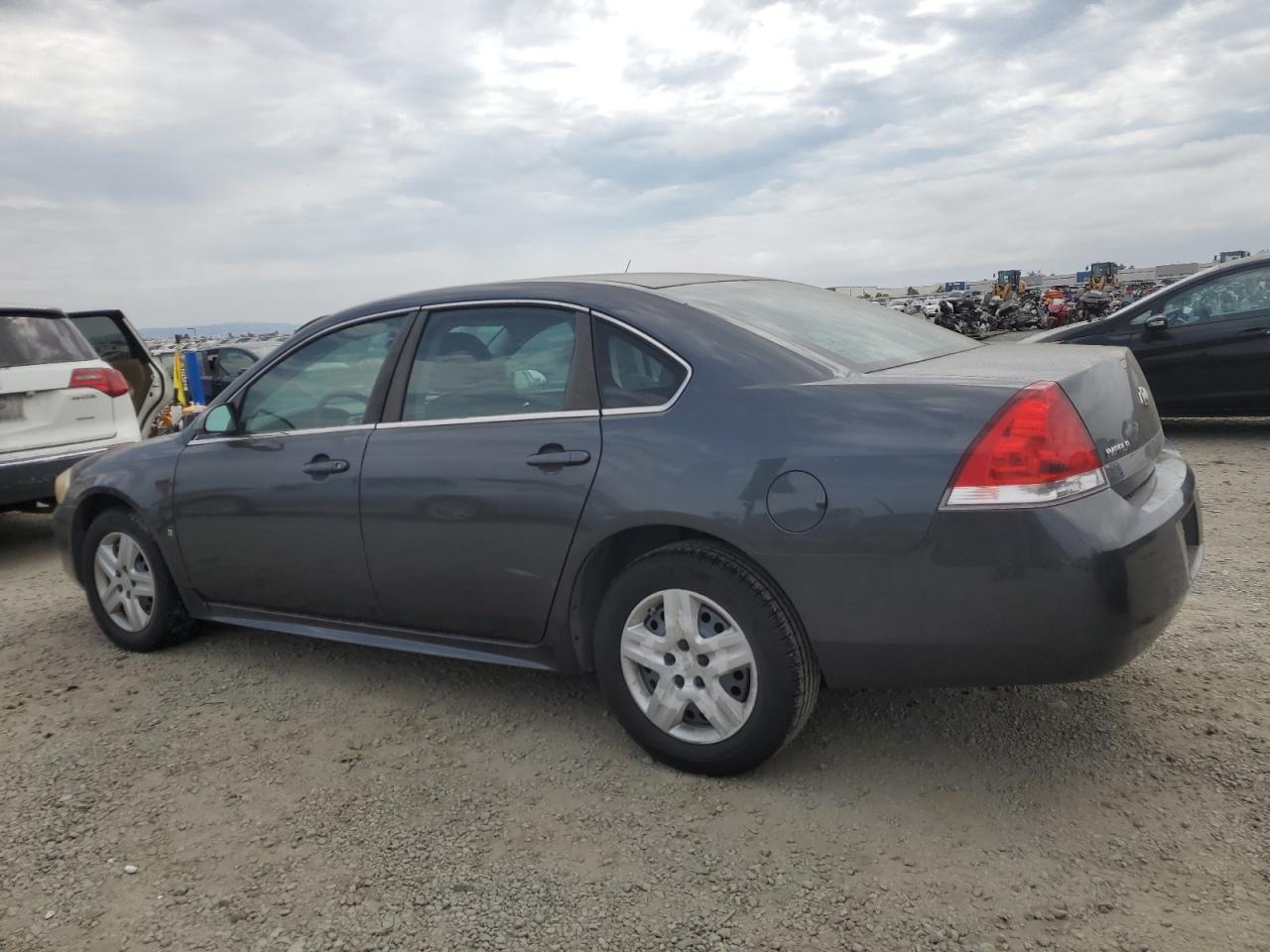 2010 Chevrolet Impala Ls - Image 2