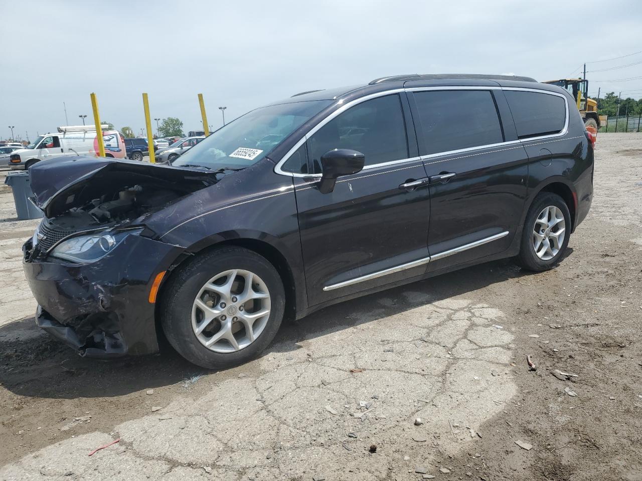 2017 Chrysler Pacifica Touring L