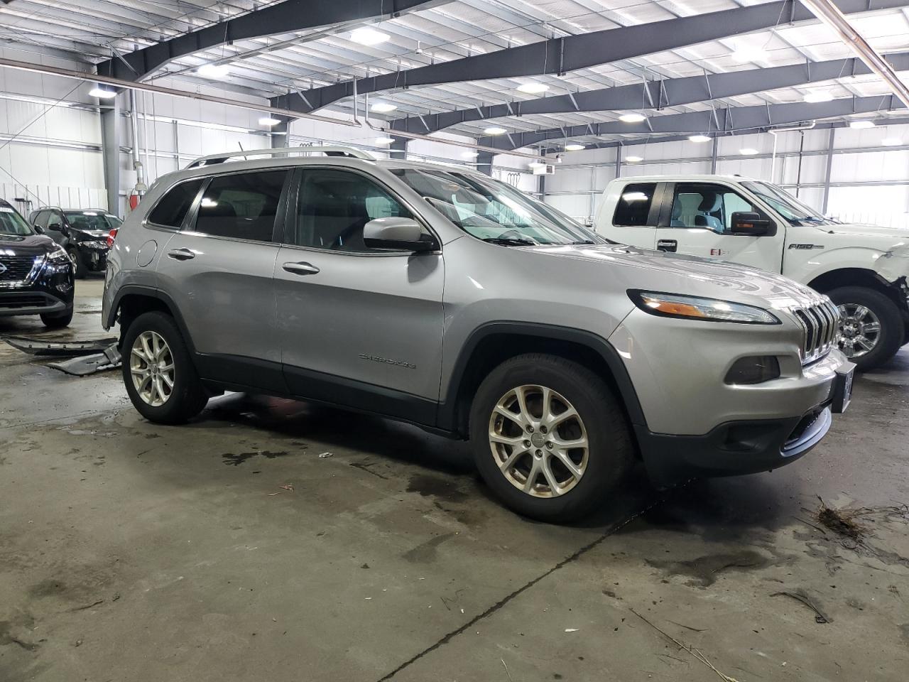 2018 Jeep Cherokee Latitude - Фото 4