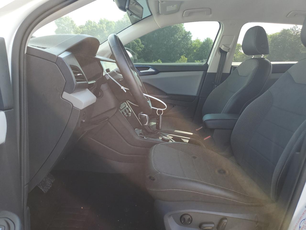 2022 Volkswagen Taos Se - Фото 7