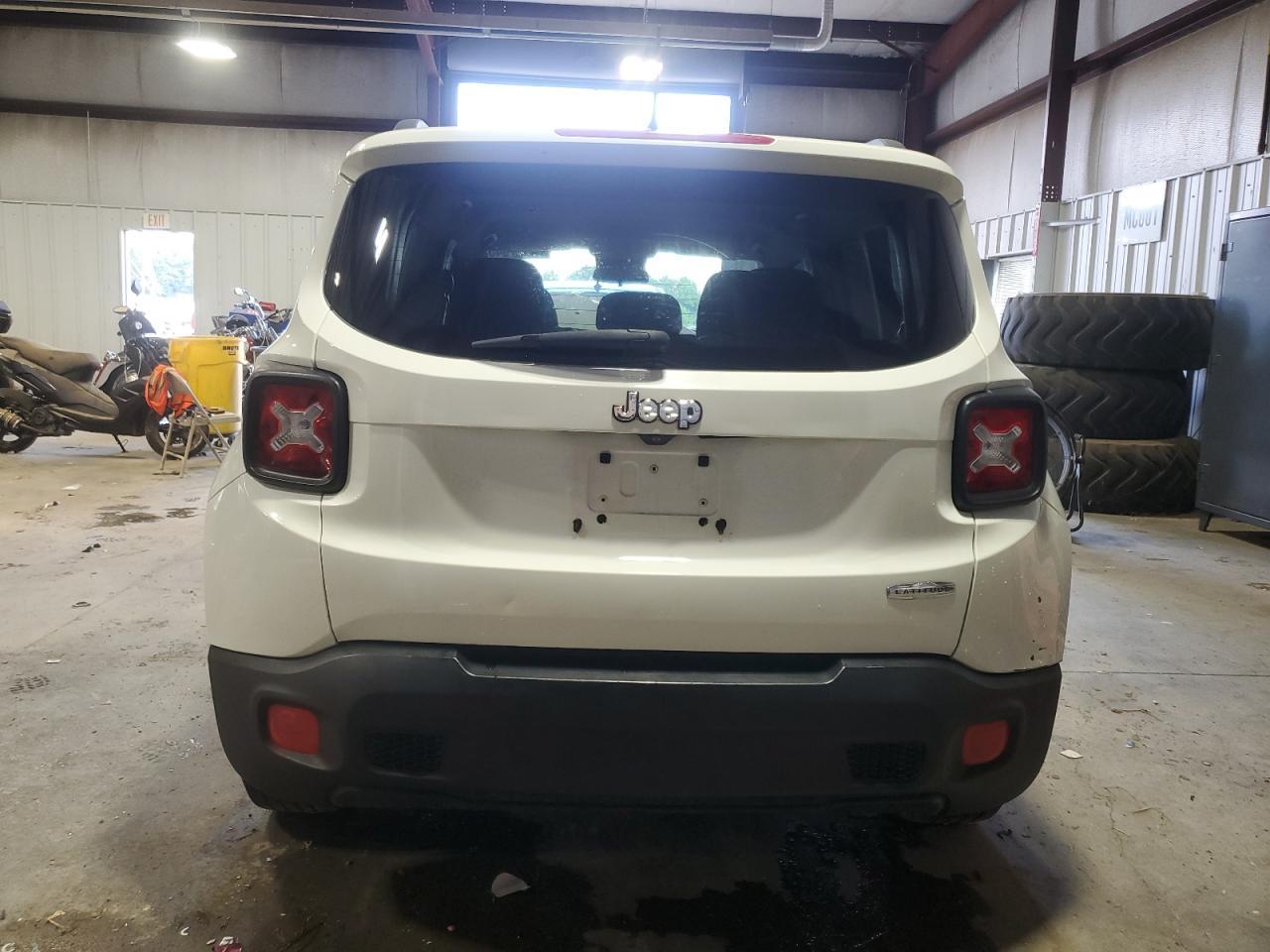 2015 Jeep Renegade Latitude - Фото 6