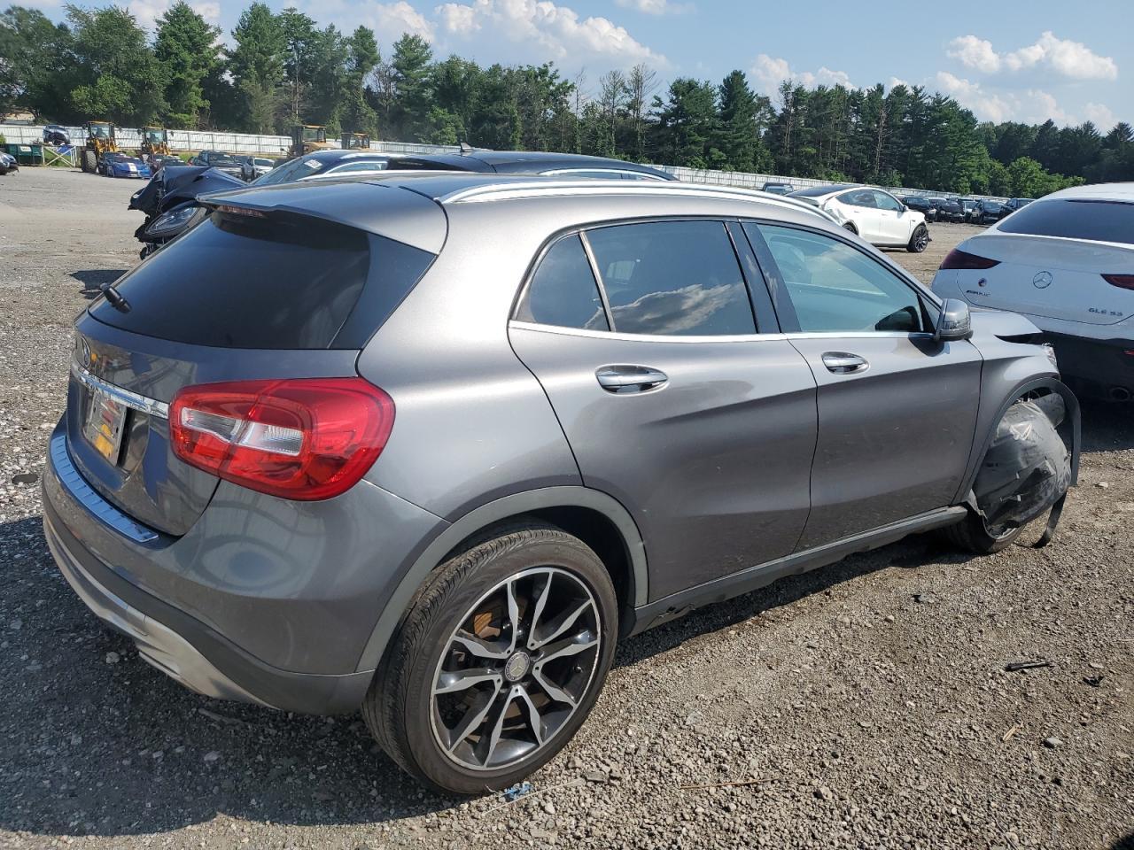 2016 Mercedes-Benz Gla 250 - Фото 3