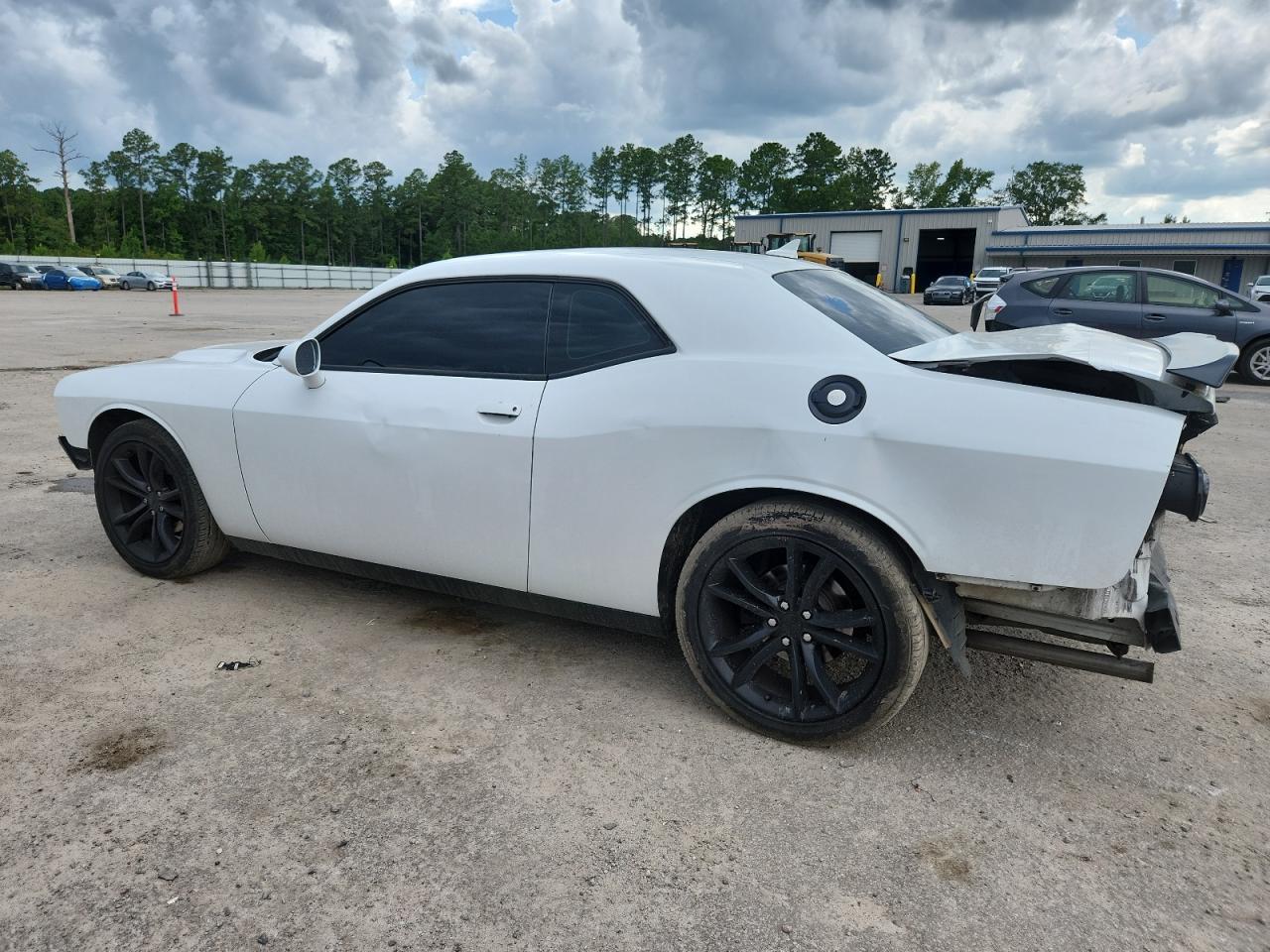 2018 Dodge Challenger Sxt - Image 2