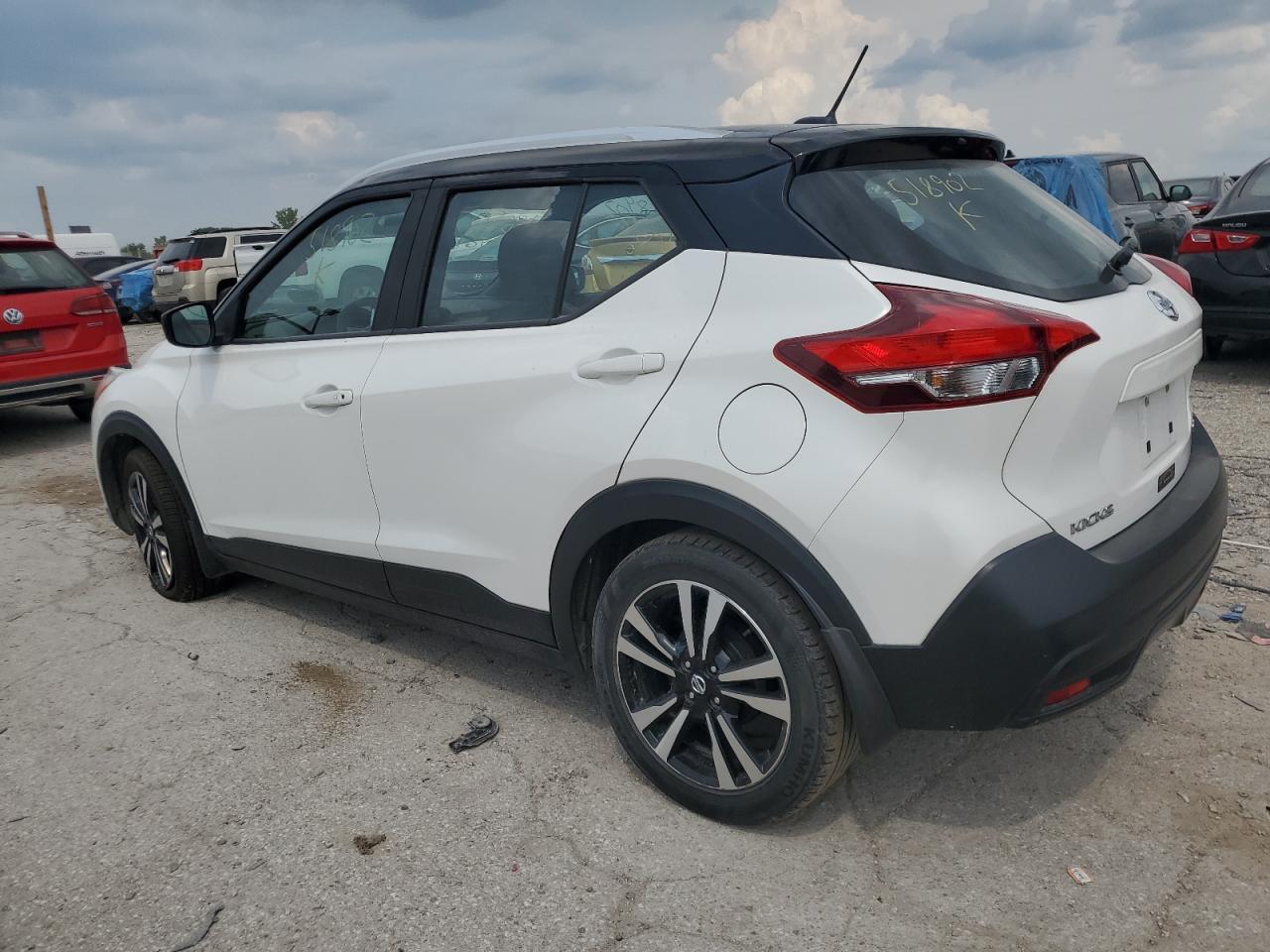 2018 Nissan Kicks S - Фото 2