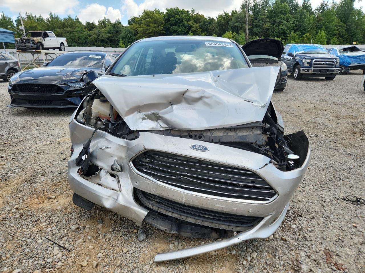 2019 Ford Fiesta Se - Фото 5