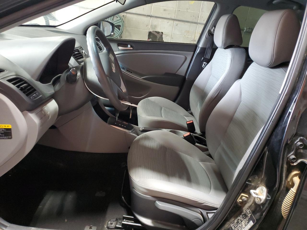 2017 Hyundai Accent Se - Фото 7