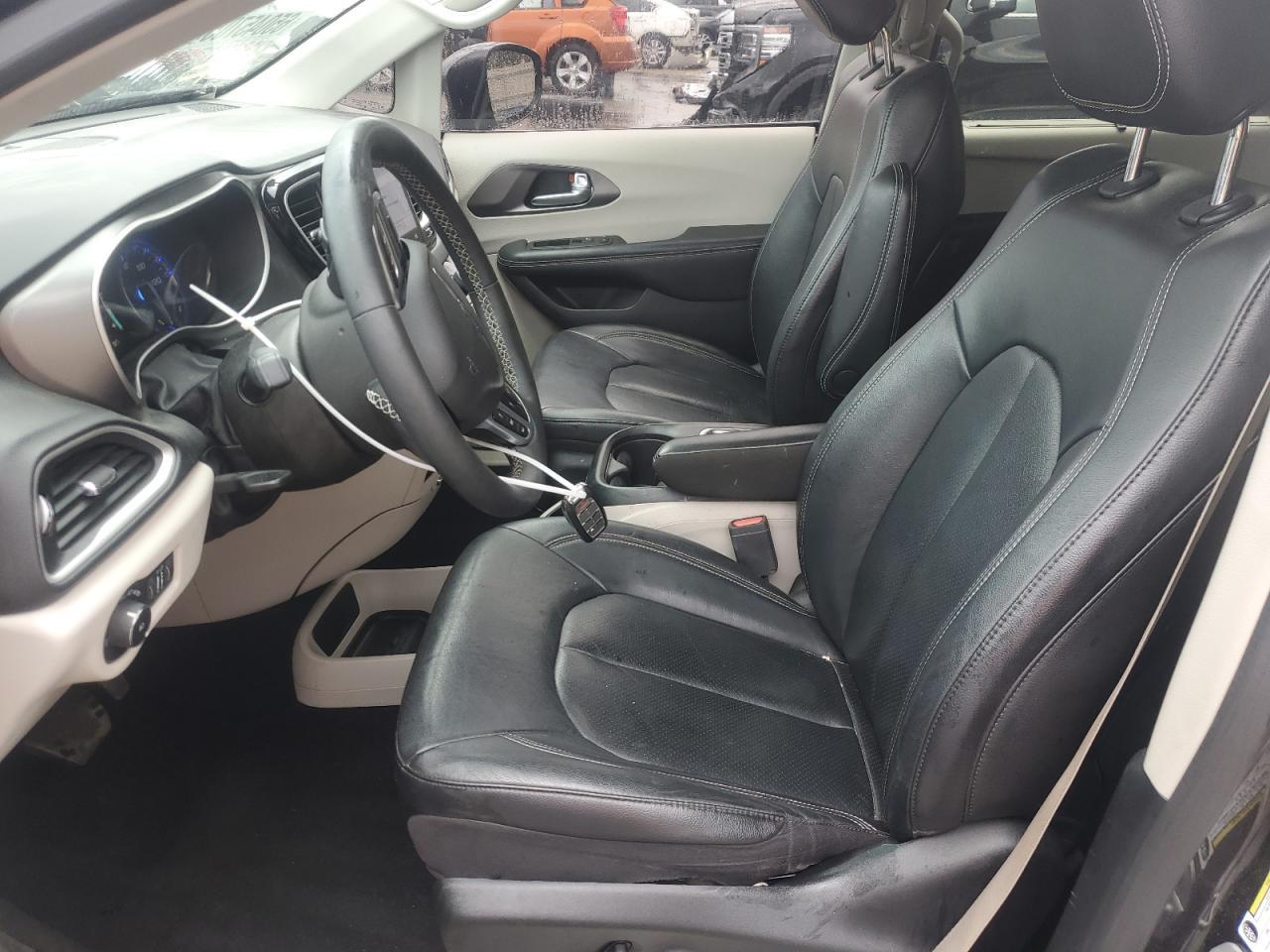 2022 Chrysler Pacifica Touring L - Фото 7