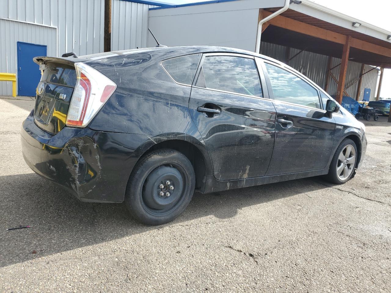 2013 Toyota Prius - Фото 3