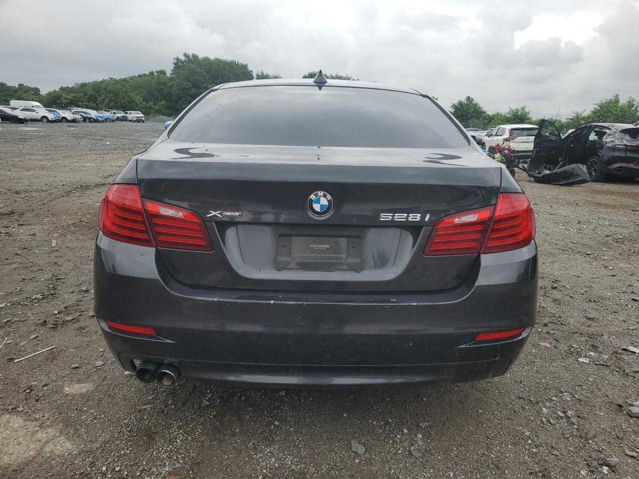 2014 BMW 528 Xi - Image 6