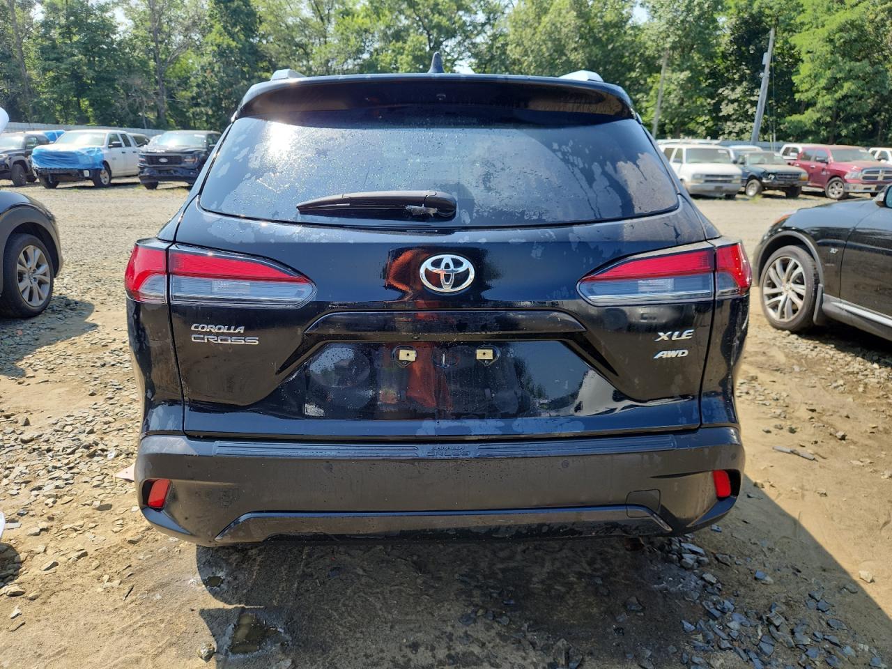 2024 Toyota Corolla Cross Xle - Фото 6