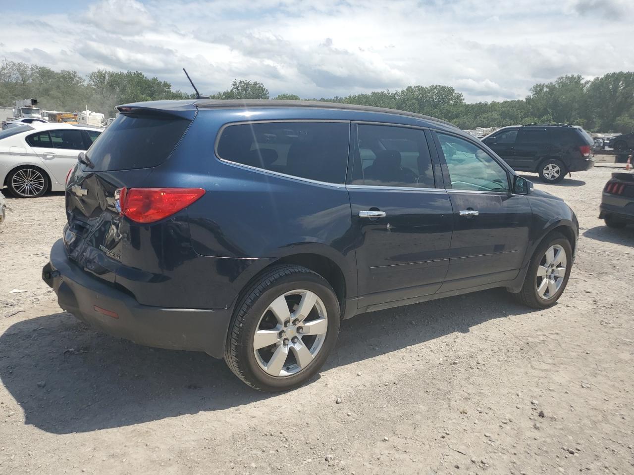 2012 Chevrolet Traverse Lt - Фото 3