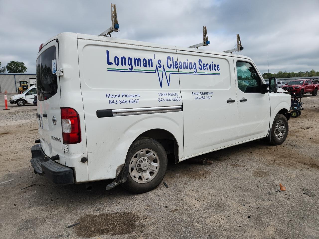 2017 Nissan Nv 2500 S - Фото 3