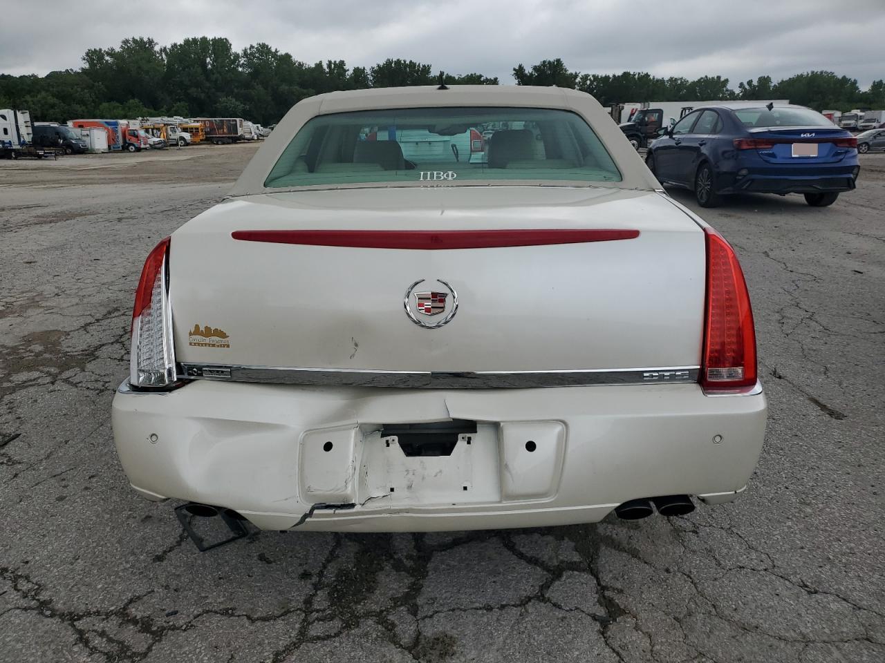 2008 Cadillac Dts - Фото 6