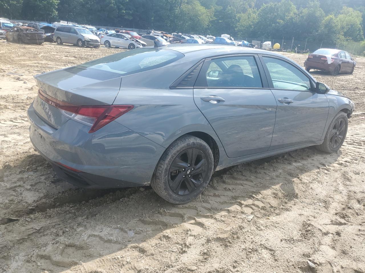 2022 Hyundai Elantra Sel - Image 3
