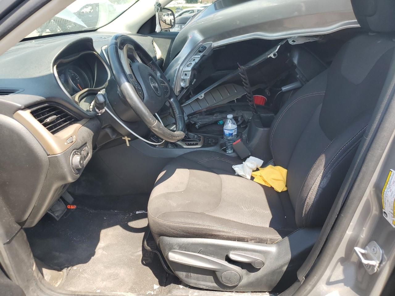 2016 Jeep Cherokee Latitude - Фото 7