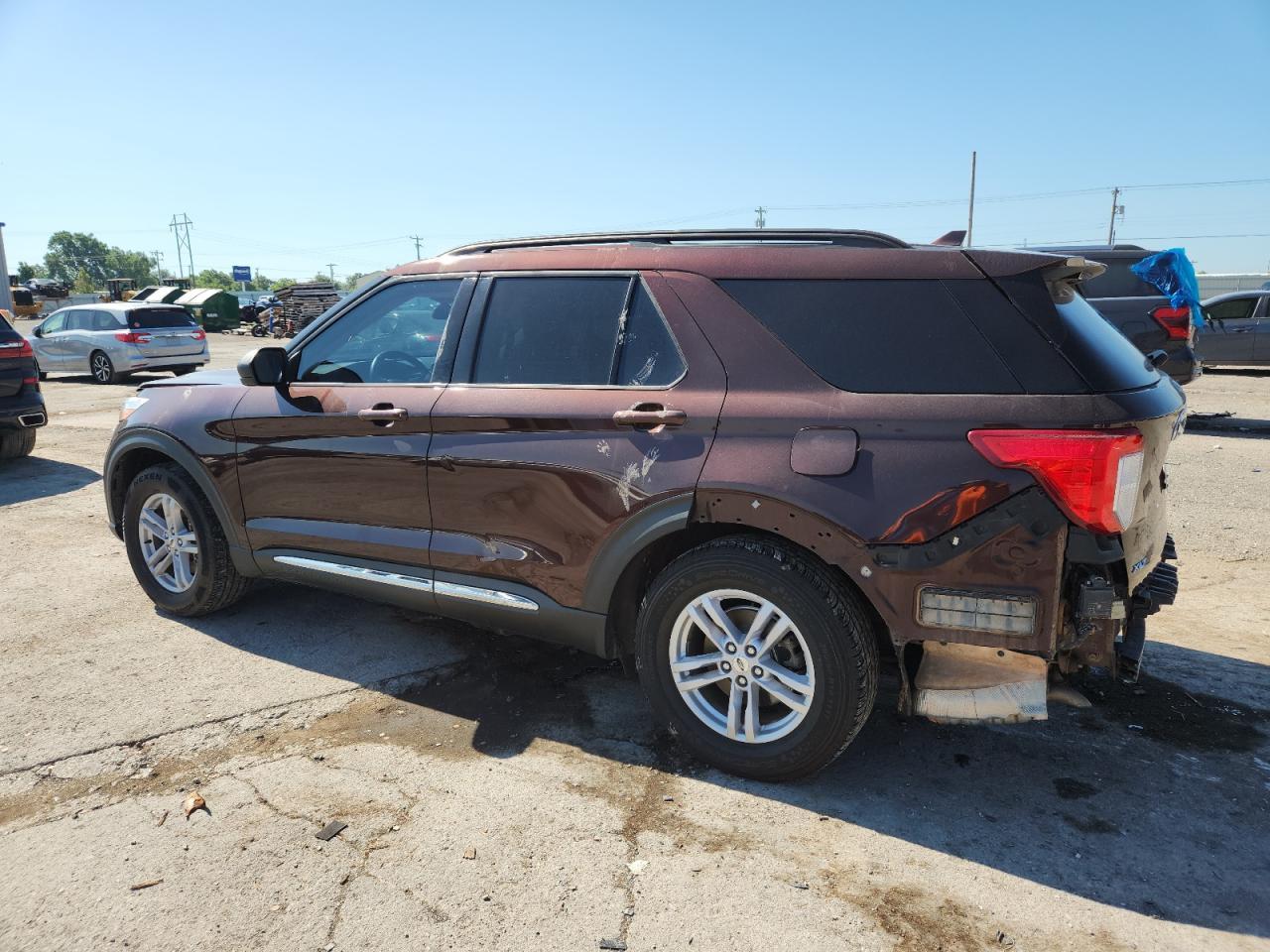 2020 Ford Explorer Xlt - Image 2