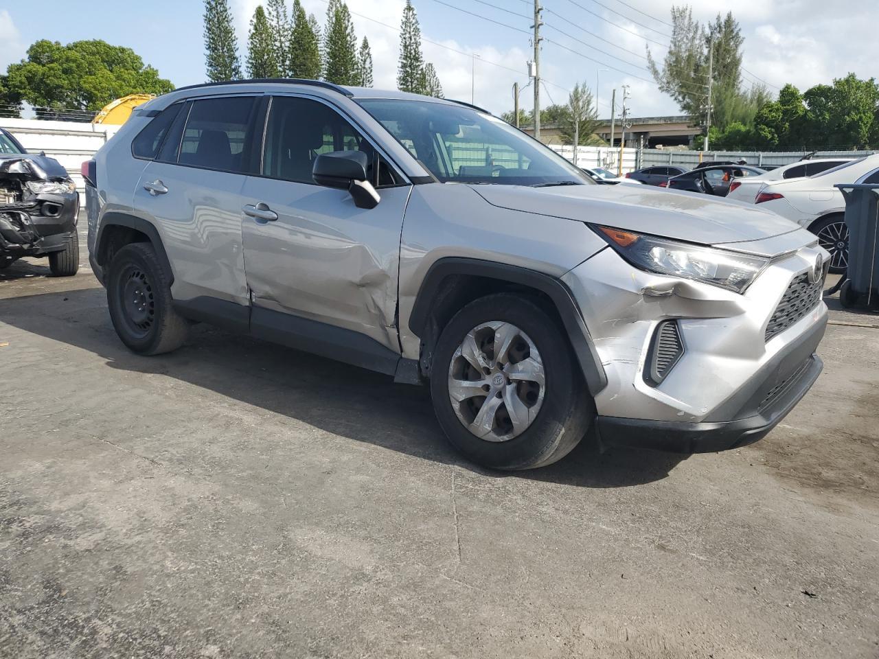 2019 Toyota Rav4 Le - Фото 4